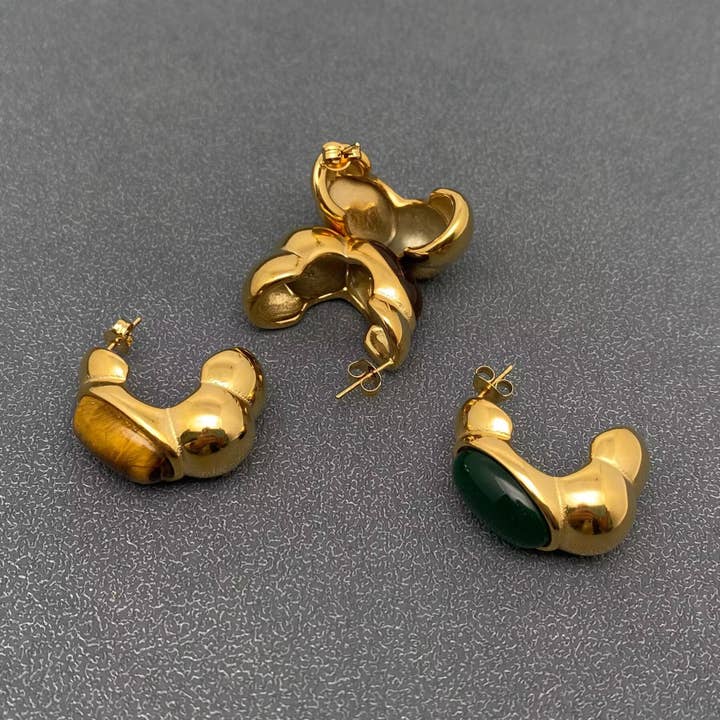 Mio Queena - Wholesale Stud/Post Earrings - Inlaid Stone 18K Gold Plated S.Steel Stud Earrings - FGS2