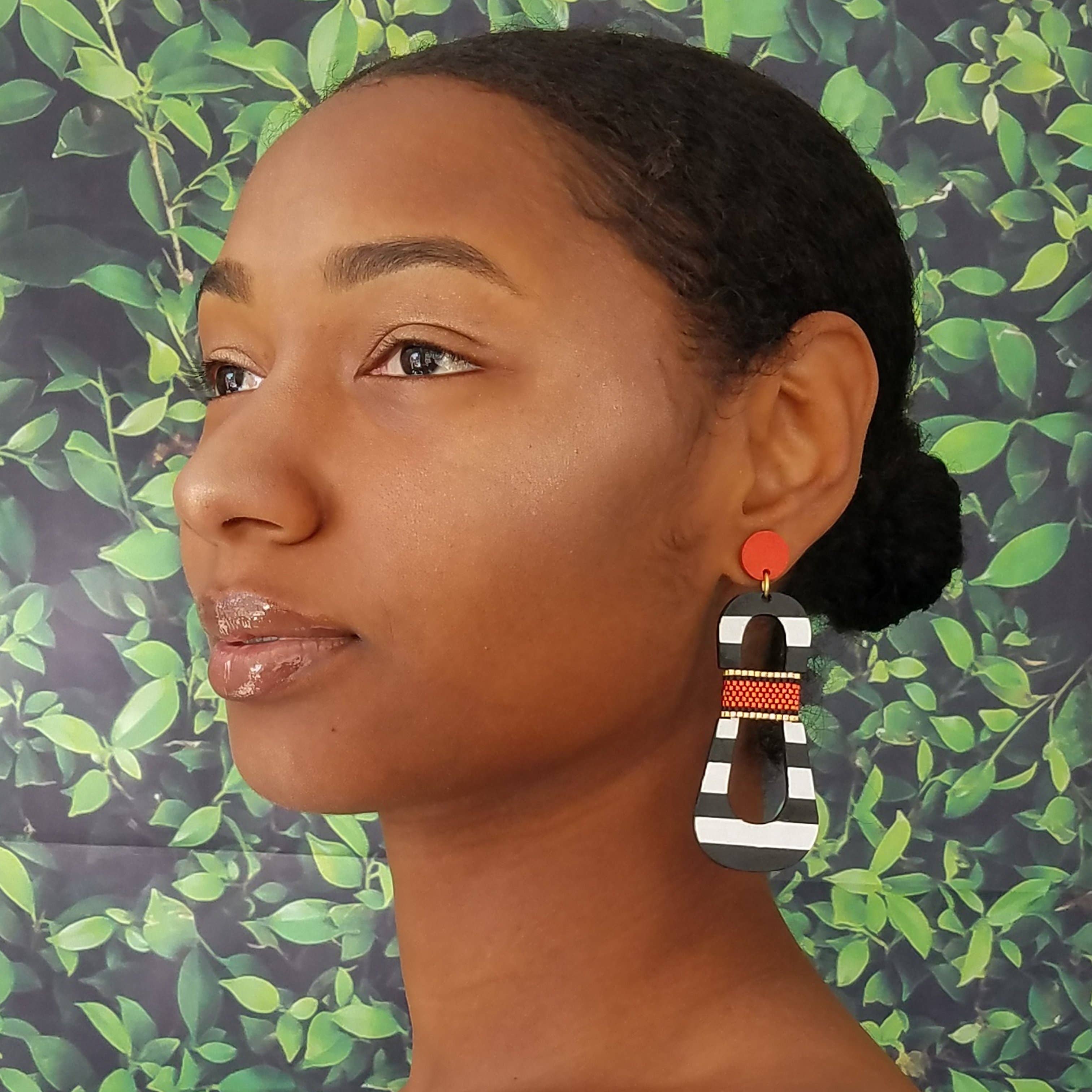 SCOTCHBONNET! - Wholesale Dangle Earrings - Hourglass Earrings | Papaya (light weight)1