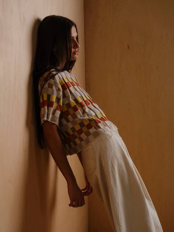 The Endery – wholesale Knitted jumper – Women′s – Anni Grid Plaited Tee - Elemental7