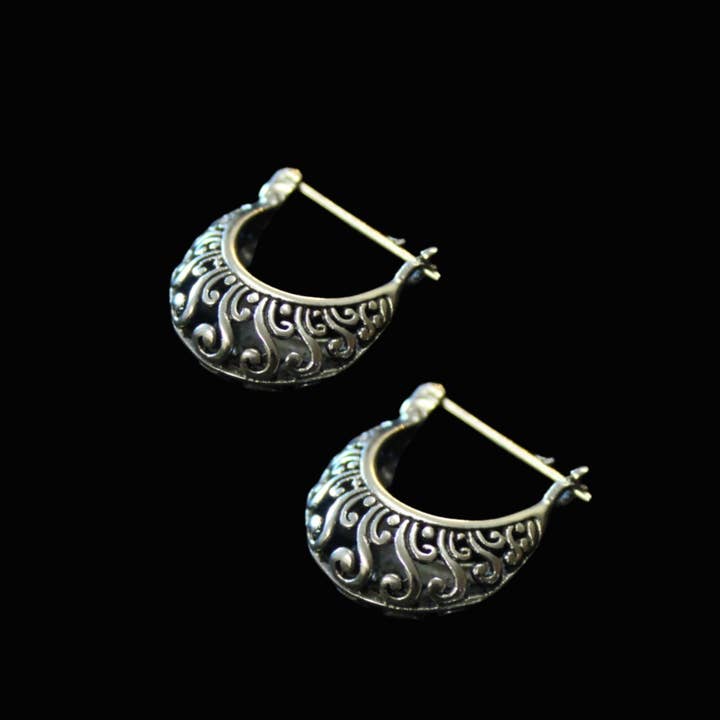 Tika – wholesale Hoop earrings – Silver Filigree Earrings