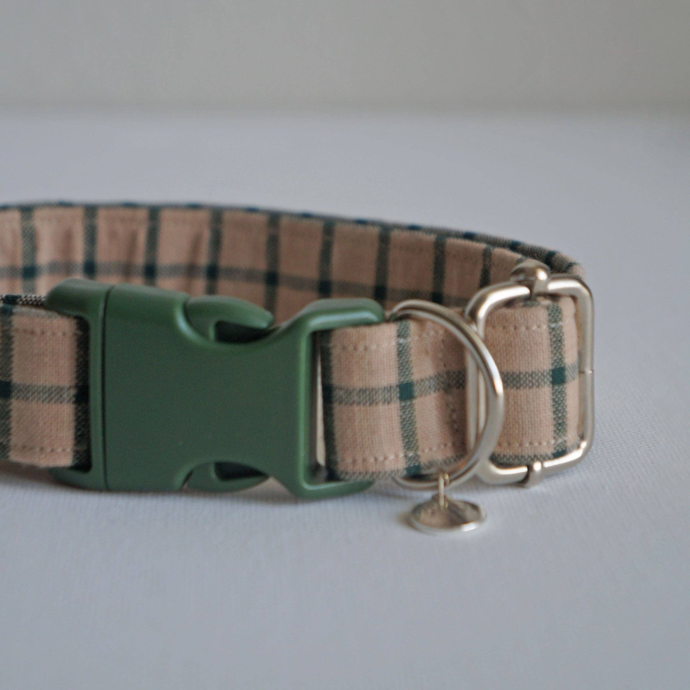 kiwi & WILLOW - Wholesale Pet Collar - Dog - Beige Plaid Dog Collar4