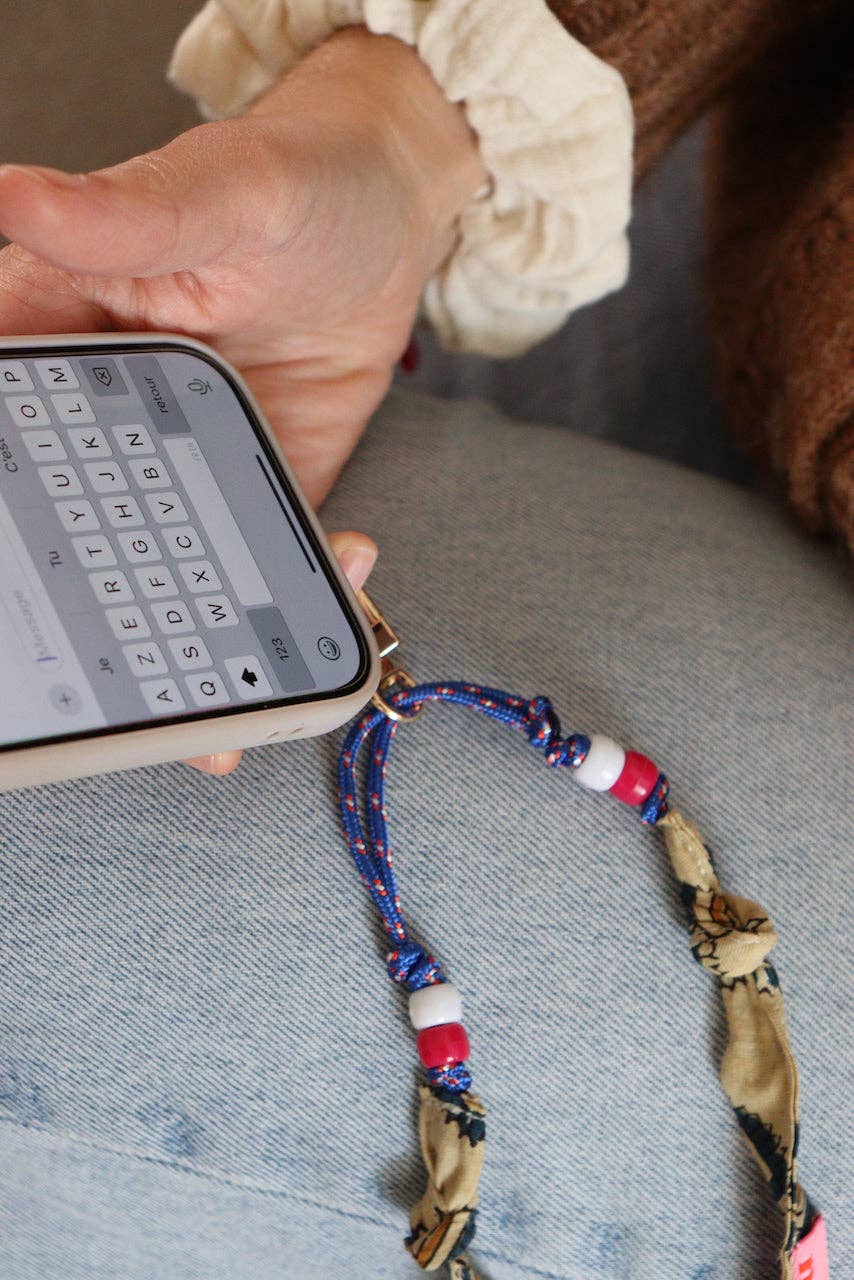 Maho - Wholesale Phonecase Strap - César Paisley Beige9