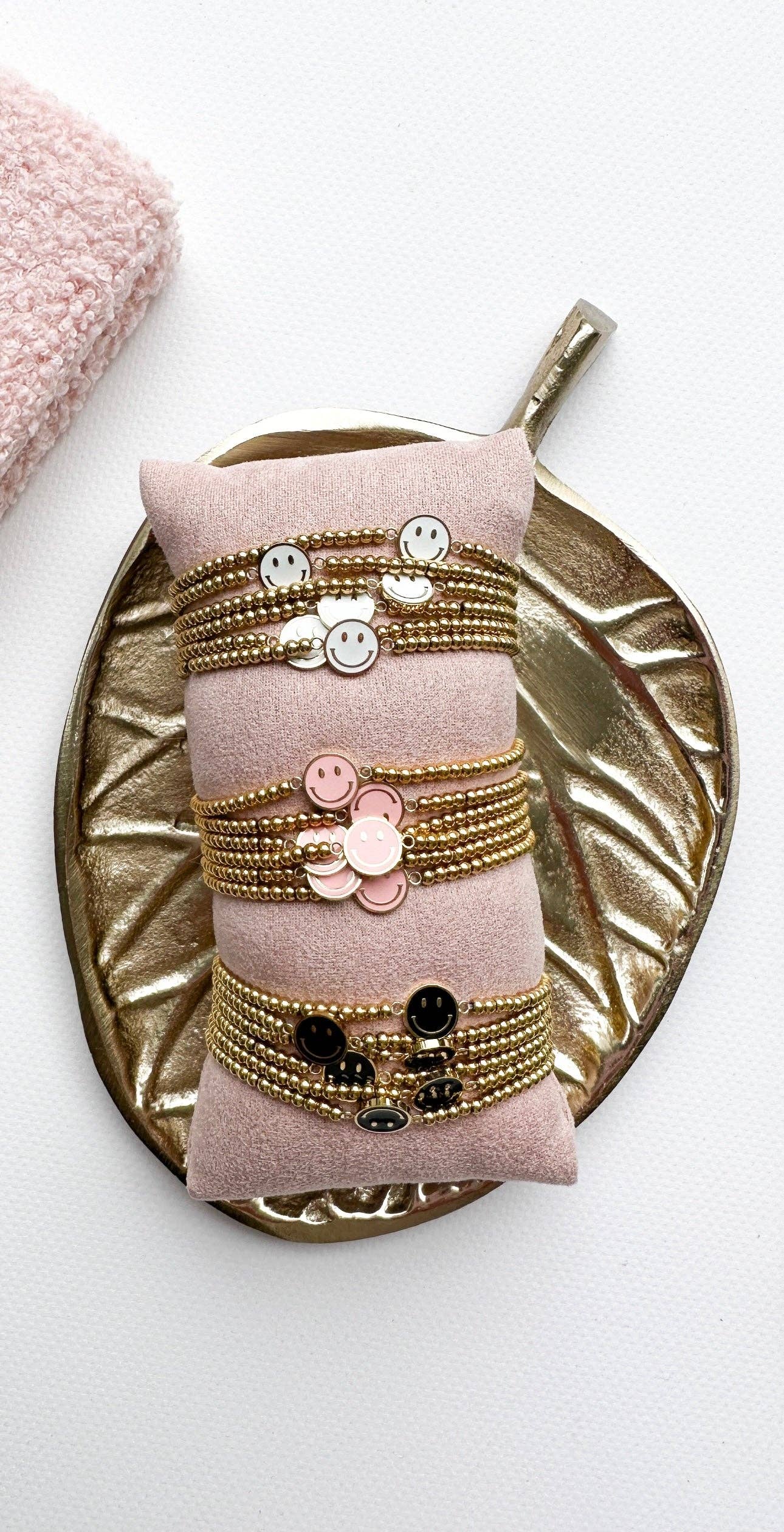 STATIONERY & GIFT - Wholesale Jewelry Set - Set Armbanden | 18 stuks incl roze kussen1