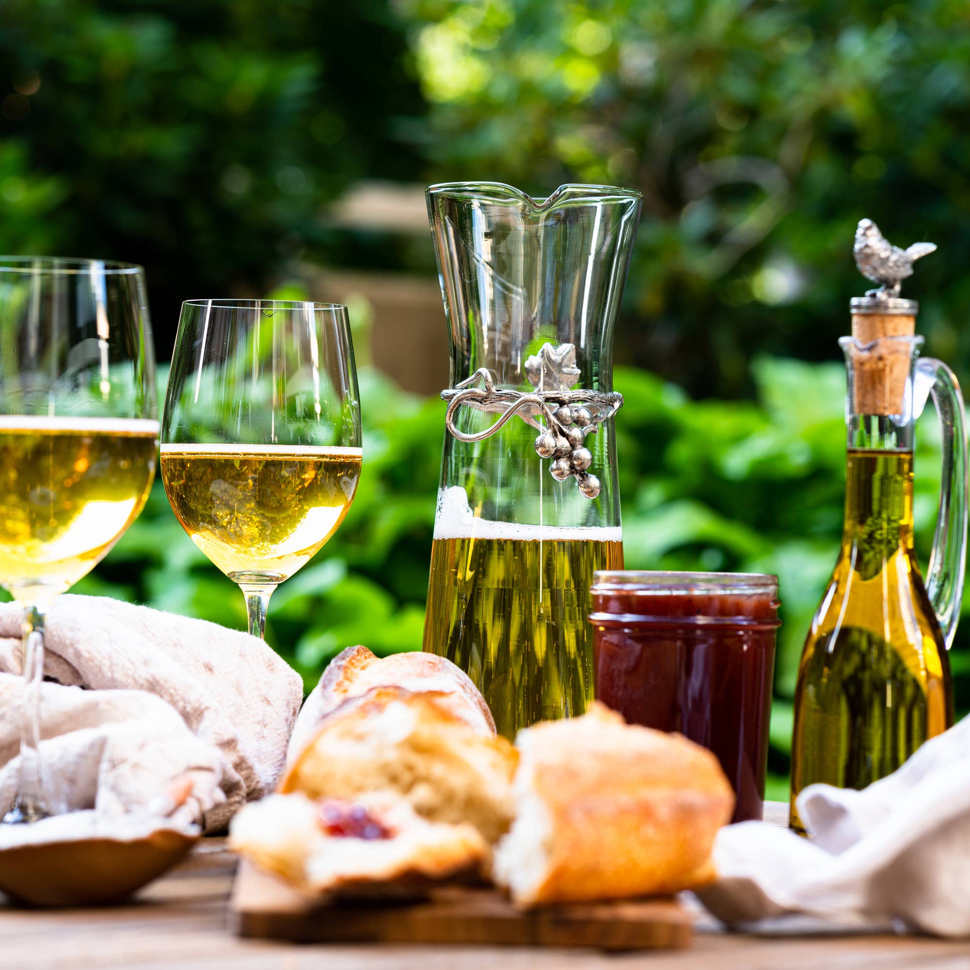 Vagabond House – wholesale Carafe – Vineyard Wine Carafe5