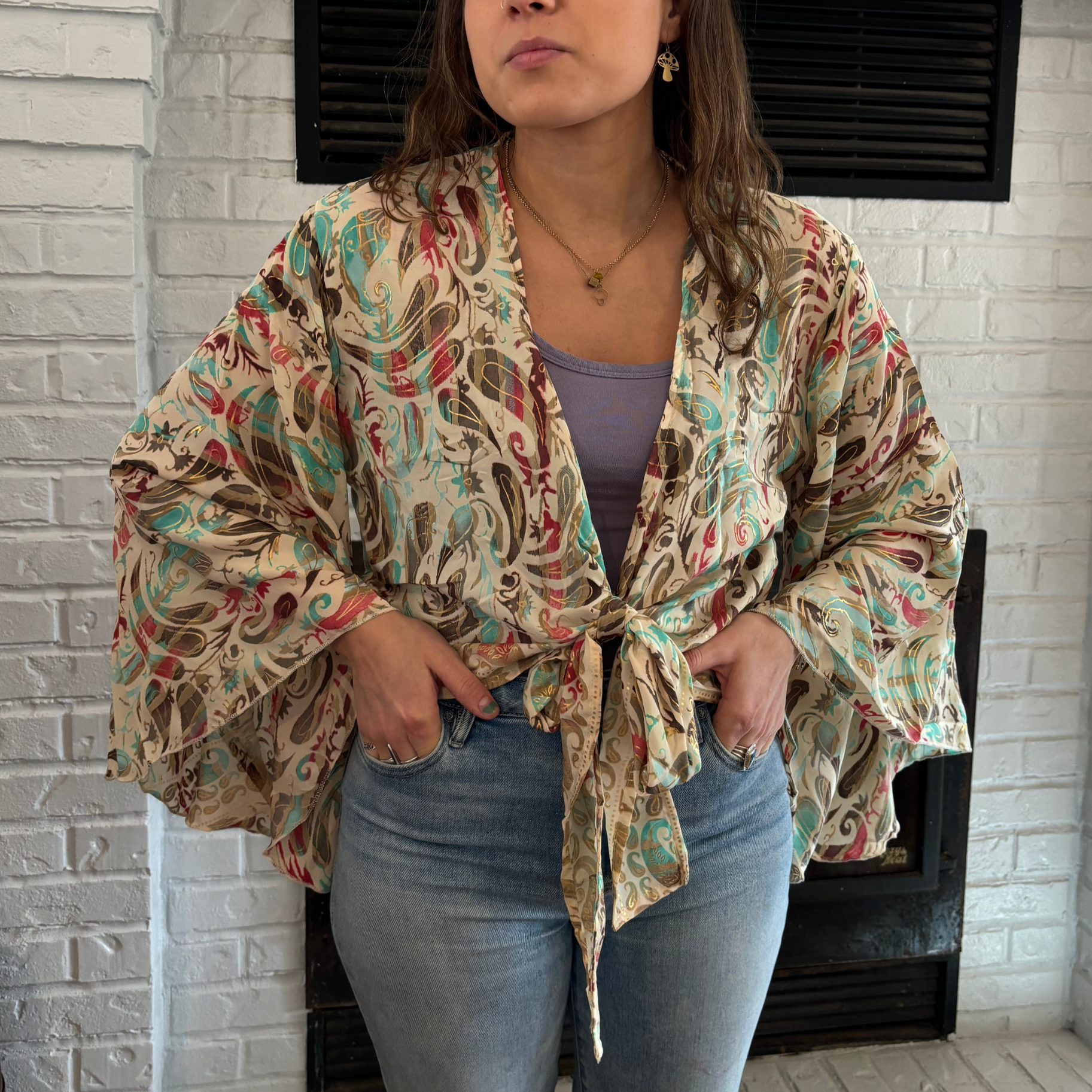 Seeds - Venta al por mayor Blusa - Mujer - Top de seda con mangas  acampanadas y nudo | 100 % seda Talla única Nuevos estampados12