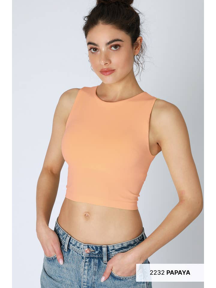 NIKIBIKI - Wholesale Knit Top - Women's - NS8370 - Clean Line Crew Neck Crop Top16
