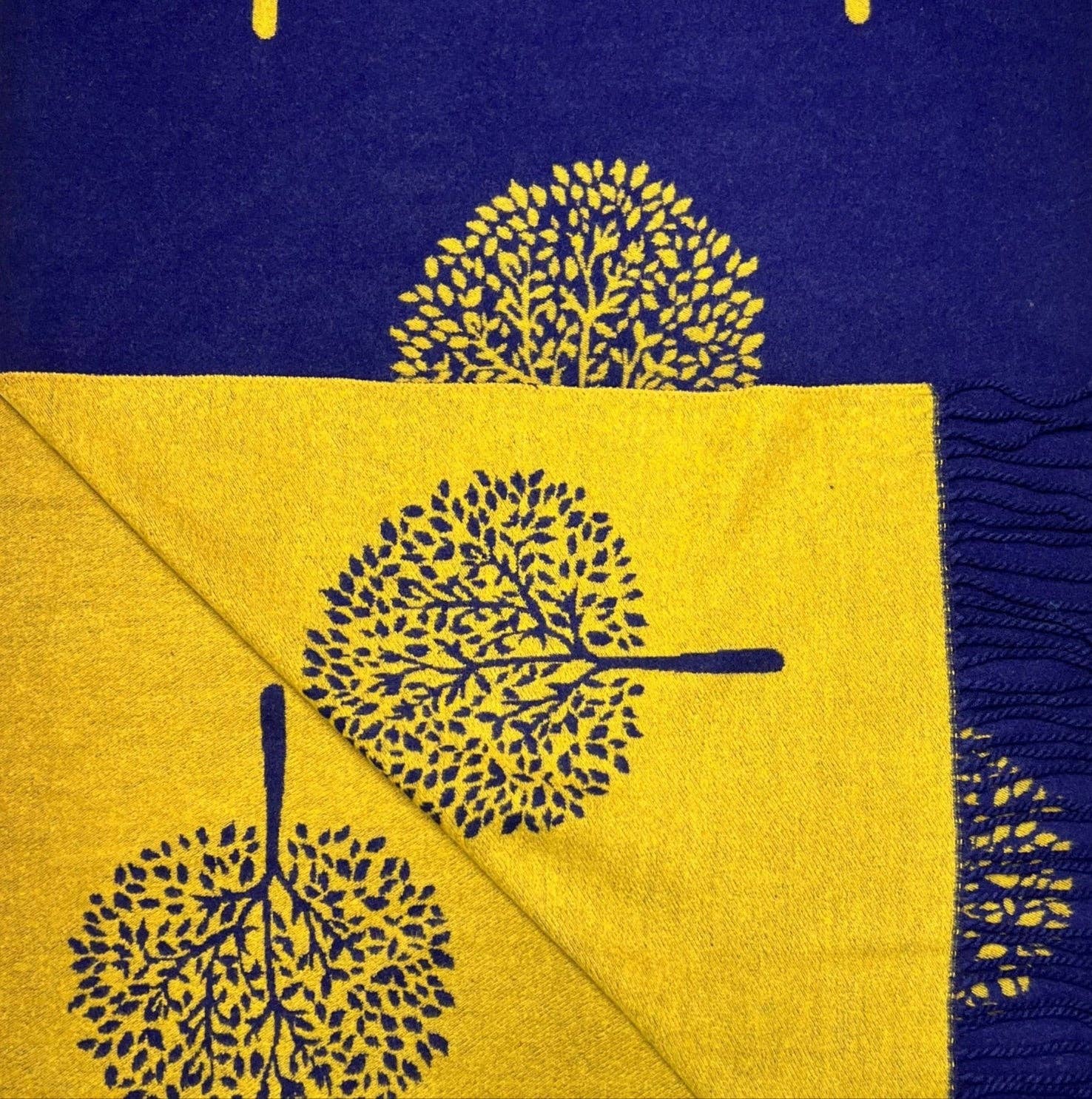 Lili Scarves (US Duty Free) – wholesale Scarf – Women's – Tree of Life Print Cashmere Blend Winter Scarf23