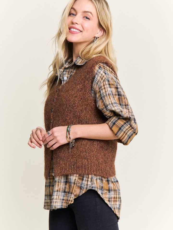 ADORA LA - Wholesale Outerwear Vest - Women's - CESW4158-BUTTON-UP FUZZY KNIT SWEATER VEST6