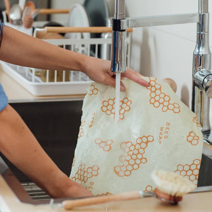 Bee's Wrap - Wholesale Food Storage Wrap/Bag - Sandwich Wrap - Honeycomb11