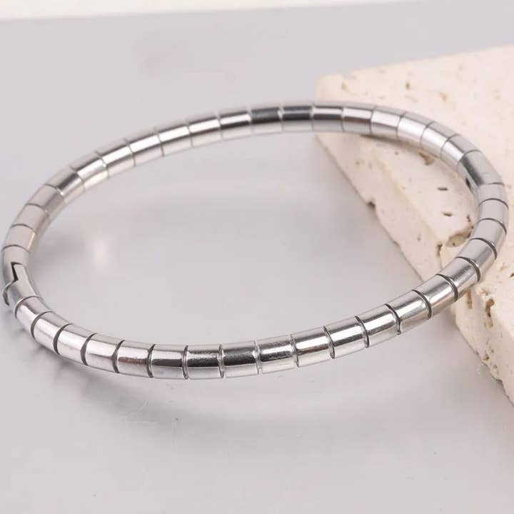 På Repeat-armband för wholesale av Alchemy Jewelry Spray