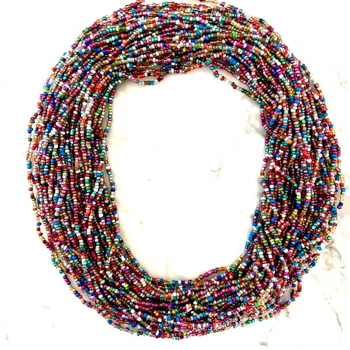 Einsträngige Perlenkette Creme 48" Super Mix Metallisch für den Großhandel von Erik & Mike