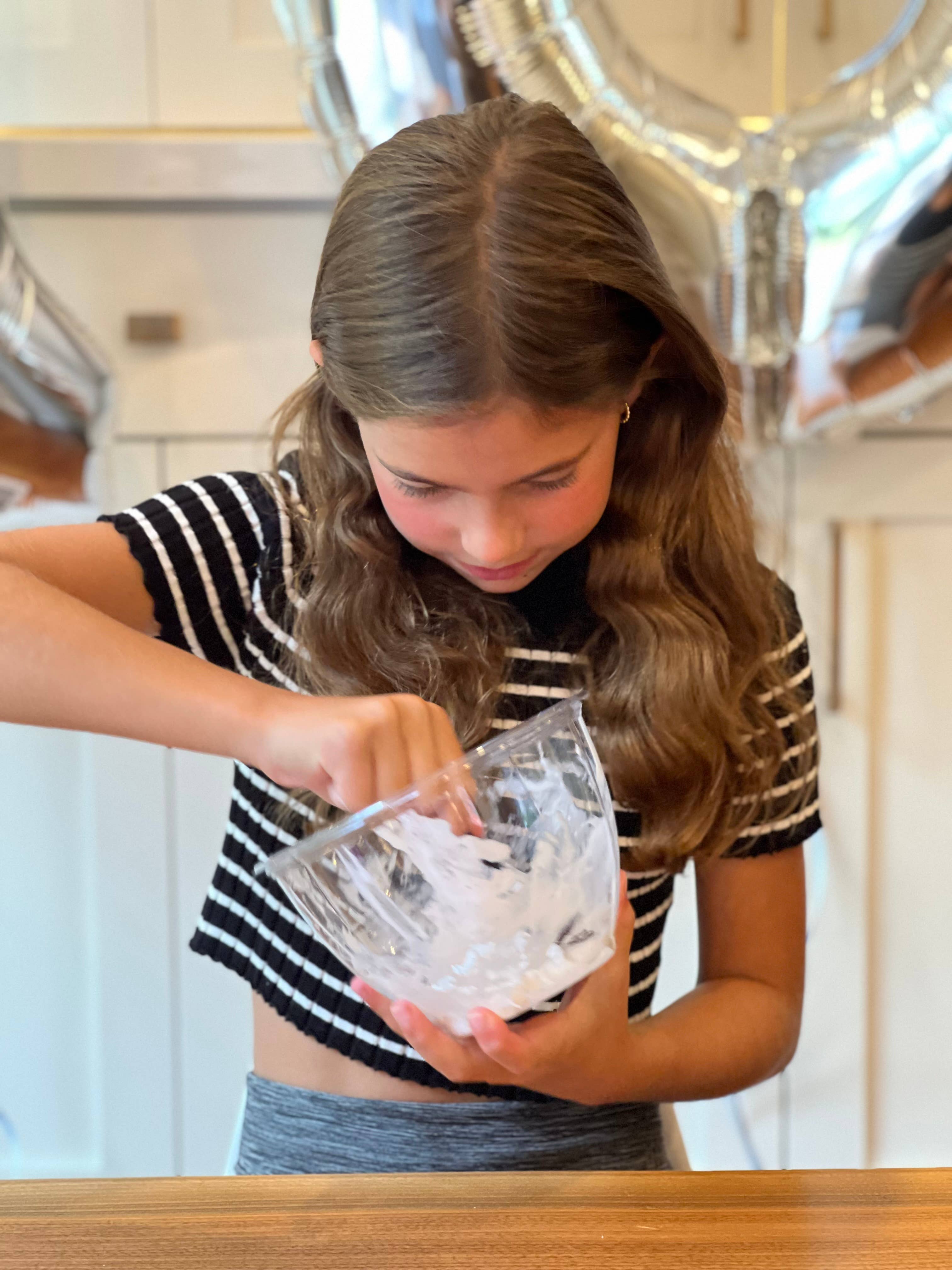 Silly Squish Slime – Großhandel Knete/Schleim – Kinder – DIY Slime Kit: GEMISCHTE HÜLLE (2 x Rosa, 2 x Blau, 2 x Lila)12