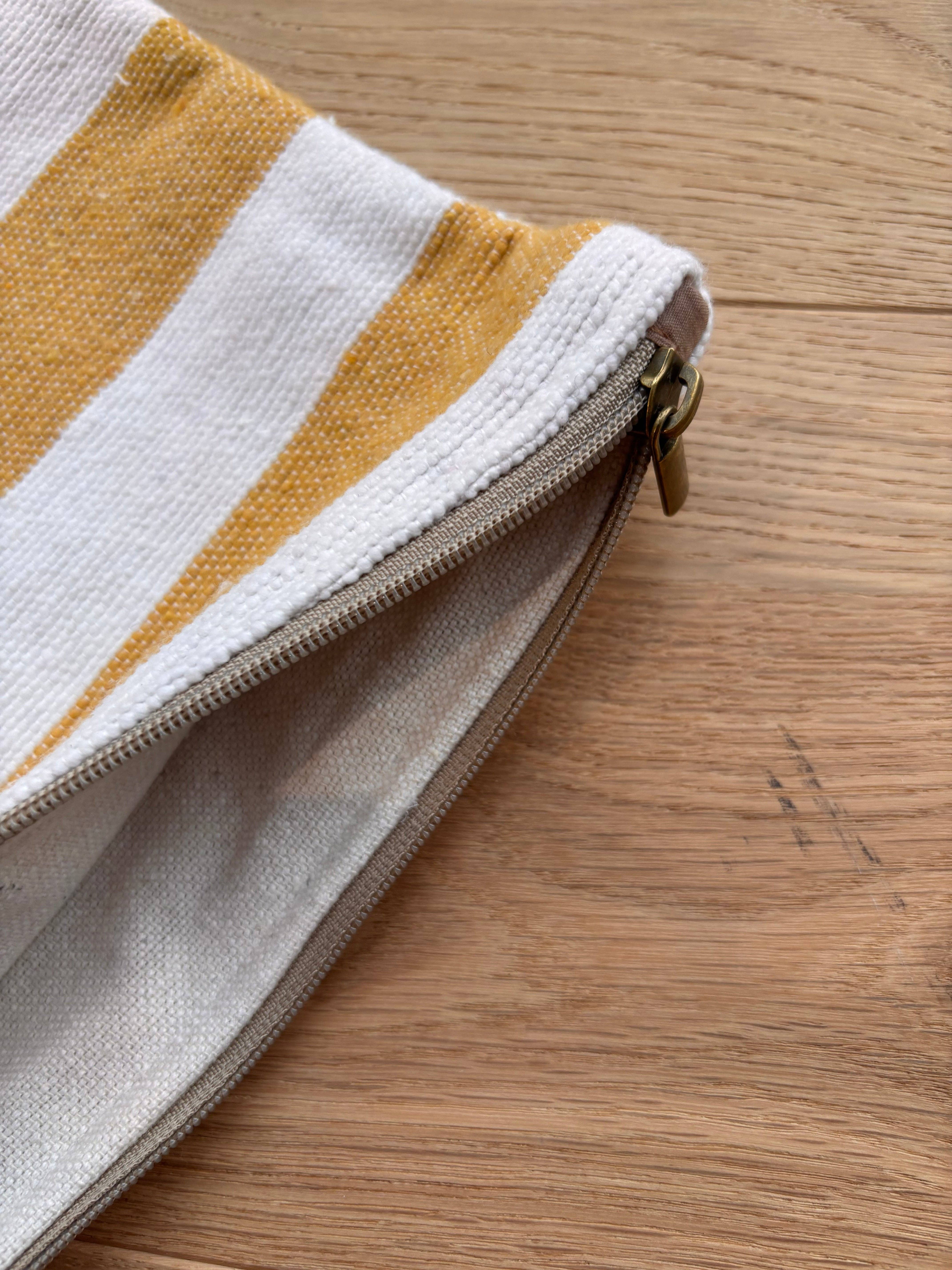 LEY! - Venta al por mayor Bolso pequeño - Mujer - Bolsa rayada "Ikaria" - 20x30 cm3