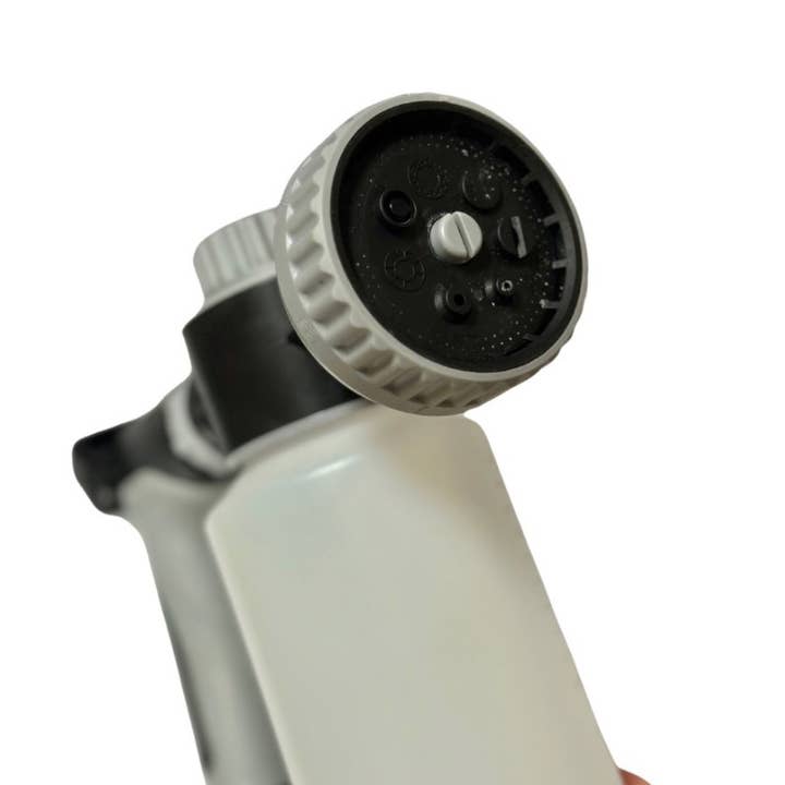 Parallax Plastics LTD - Wholesale Pet Shampoo - Dog - Equi Bathe. Horse & Dog shampoo washing aid. Cleaning Pets! 4