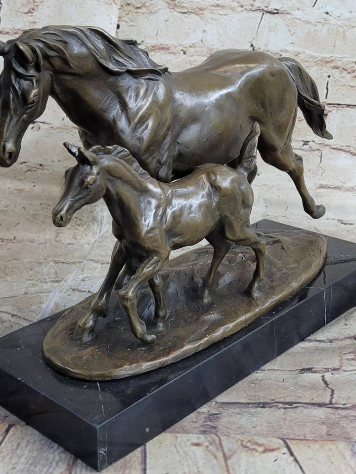 Vintage detaillierte Bronze-Fohlen-Figur aus massivem Metall, Statue Colt für den Großhandel von Bronzhaus