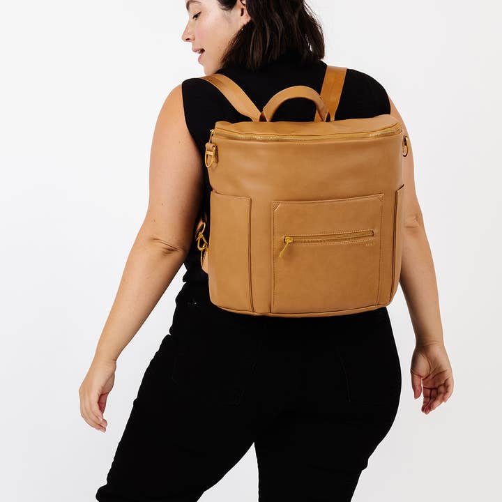 Fawn Design – Engroshandel Bletaske - Baby – Den originale pusletaske - Premium rygsæk i kunstlæder3