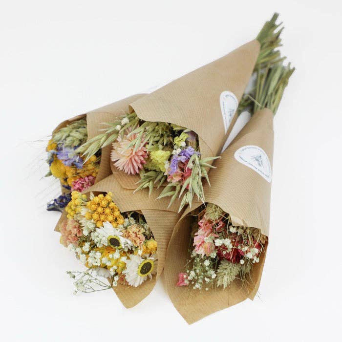 LSF Wholesale – wholesale Dried/pressed flowers – Mixed Mini Spring Summer Dried Flower Bouquets (pack of 20)1