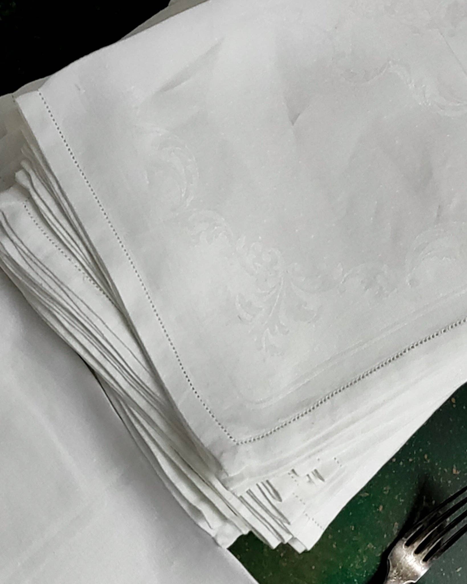 Heyfoo - Wholesale Tablecloth - White Flanders Cotton Tablecloth with 10 Napkins10