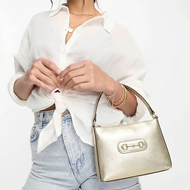 Sac à bandoulière en cuir véritable avec sangle croisée, Fabriqué en Italie, art. 112660LA pour la vente par Suie Valentini srl