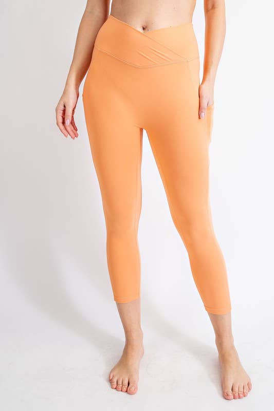 Sunday Morning - Wholesale Athletic/Lounge Leggings - Women's - P8661PL37 PLUS HIGH V WAISTBAND CAPRI LENGTH LEGGINGS1
