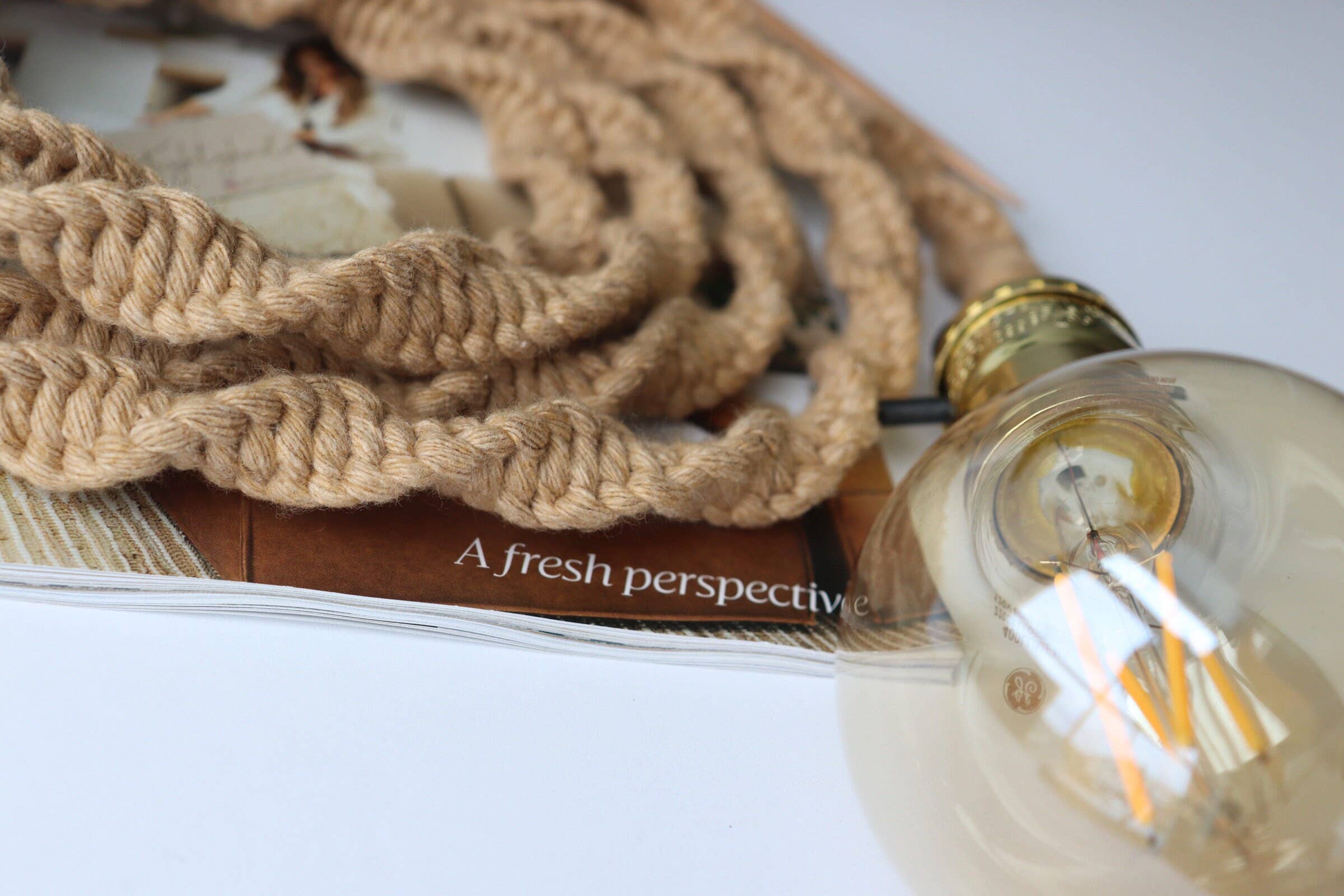 tightyknots – Großhandel Kronleuchter/Hängeleuchte – Makramee-Hängeleuchte, Boho-Lichtdekoration mit Tau, Makramee-Lichtseil4