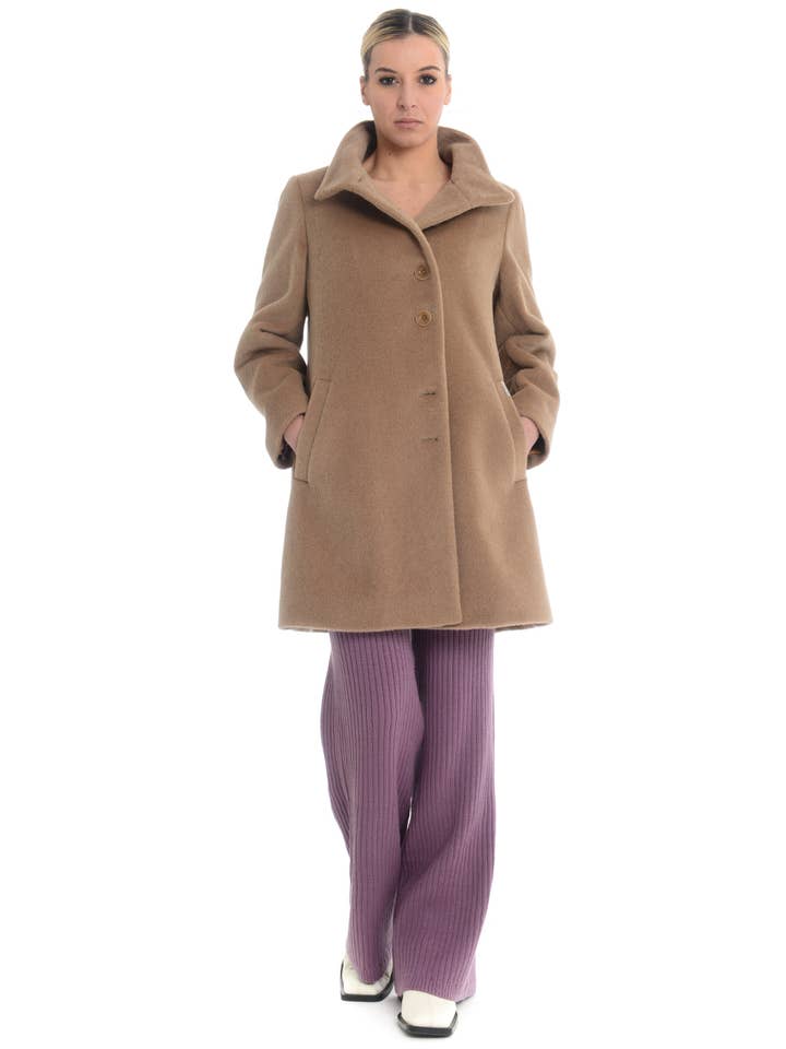 Kamelmantel für den Großhandel von Manuela Conti