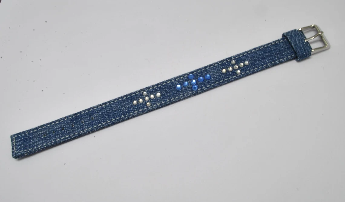 Declic - Vente Bracelet jonc - Bracelet jeans et cristaux 16F, vente par 5 modèles assortis6