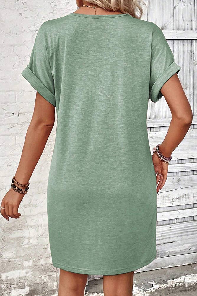 UNISHE - Wholesale Dress – Women's - Plain V Neck Buttoned Exposed Seam T-Shirt Dress AXR09515