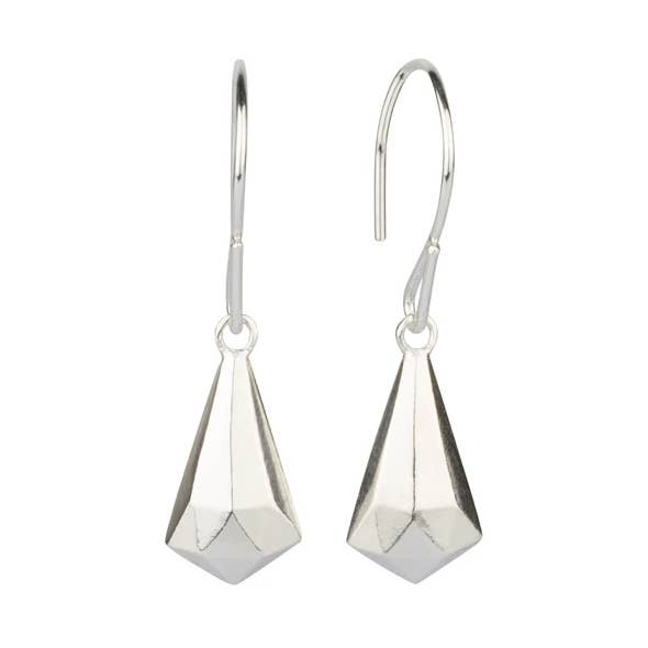 Boucles d'oreilles pendantes en forme de fragment de cristal en argent sterling pour la vente par Corey Egan