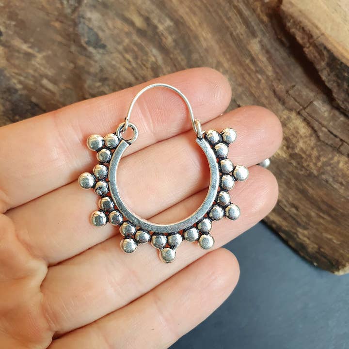 Kaali Boutique – wholesale Hoop earrings – Gypsy Flower Silver Hoop Earrings; Ethnic, Geometric, Rustic, Yoga, Hippie, Gypsy, Pretty, Psy, Boho, Bohemian, Festival3