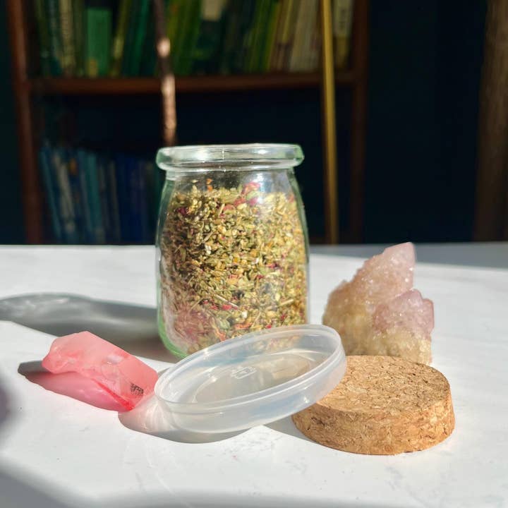 Beauty and the Moon - Wholesale Meditation Supplies - Love & Attraction Herbs for Romance Spells and Rituals4