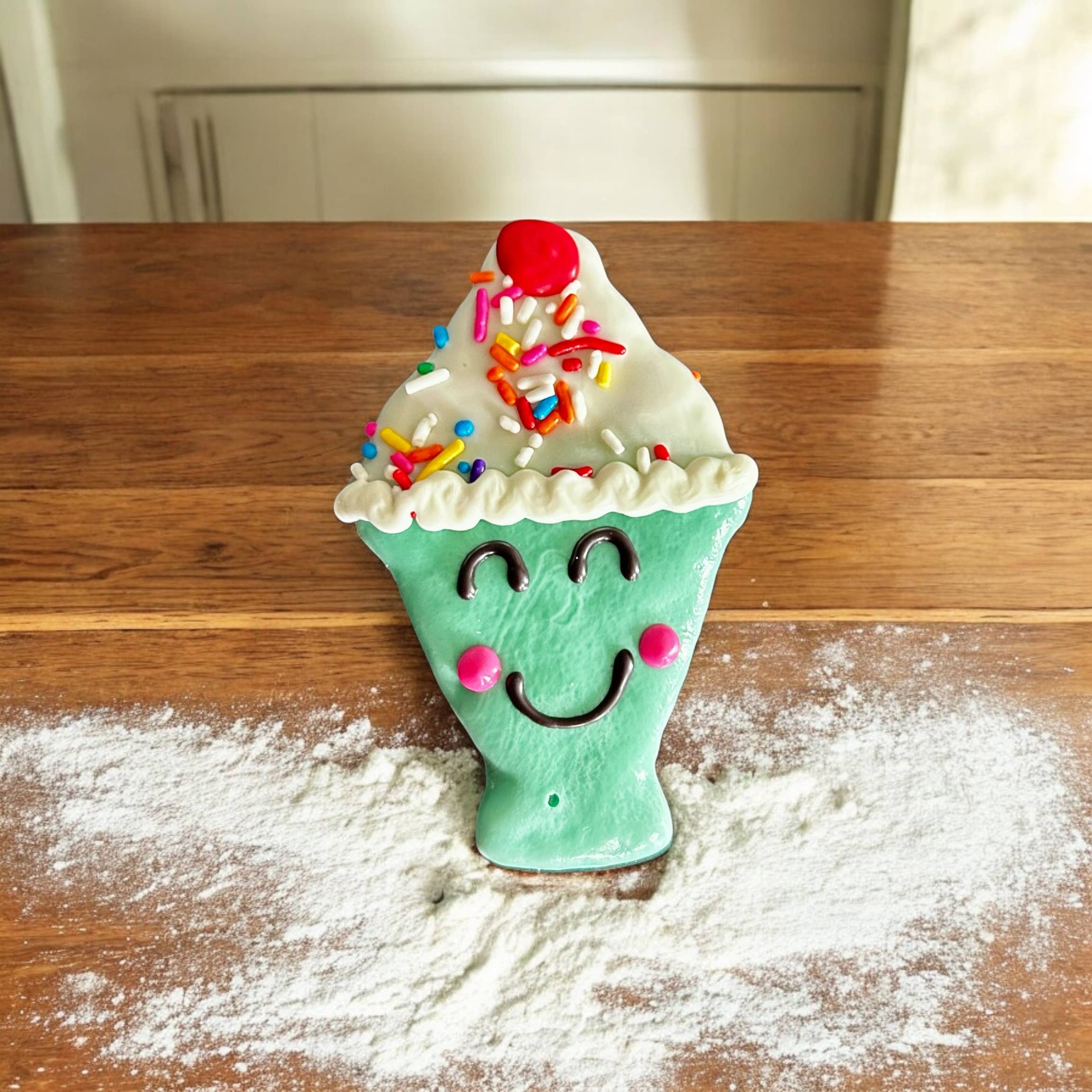 YumYum4DOGS - Wholesale Pet Treats - Dog - Sundae Smiles Dog Treat