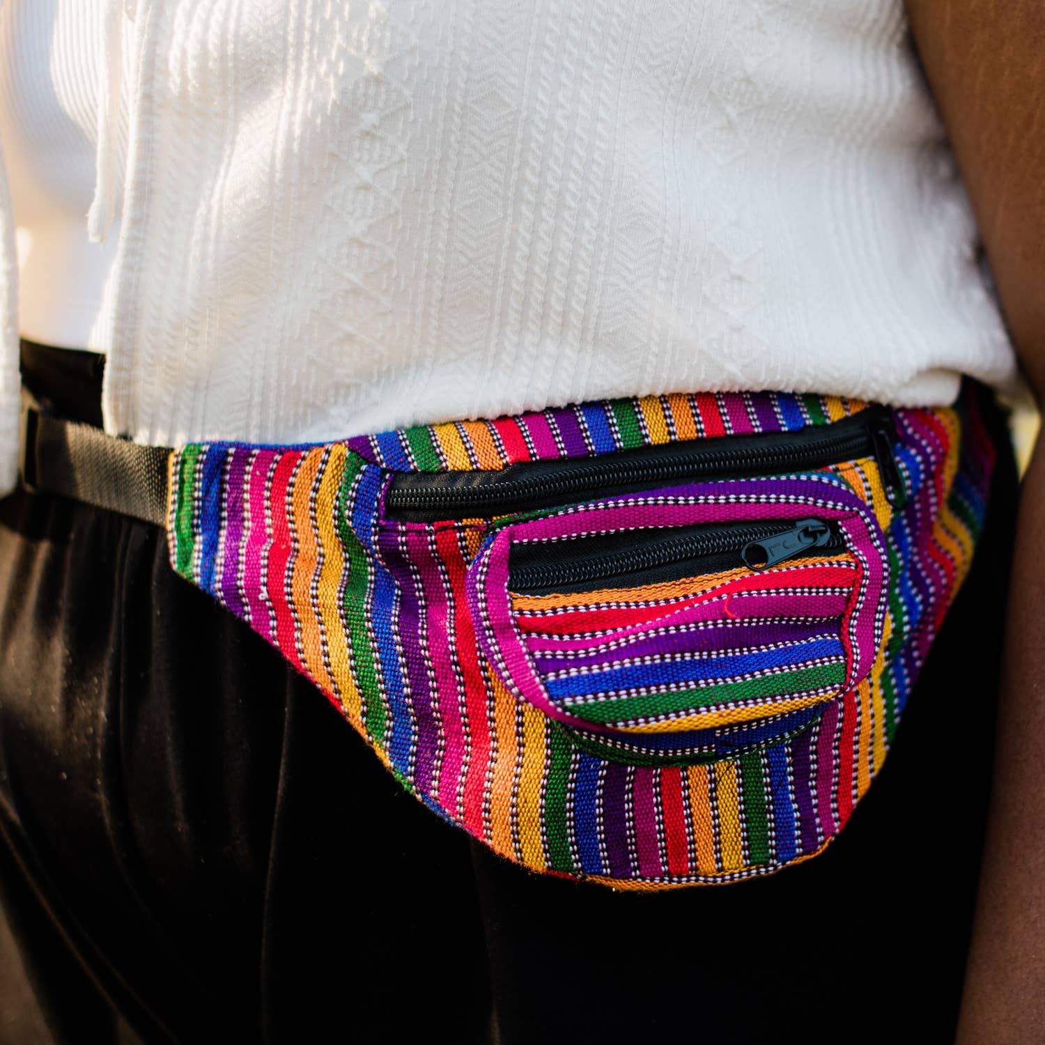 Lucia's Imports – wholesale Midjeväska - Dam – Ikat Fanny Pack6