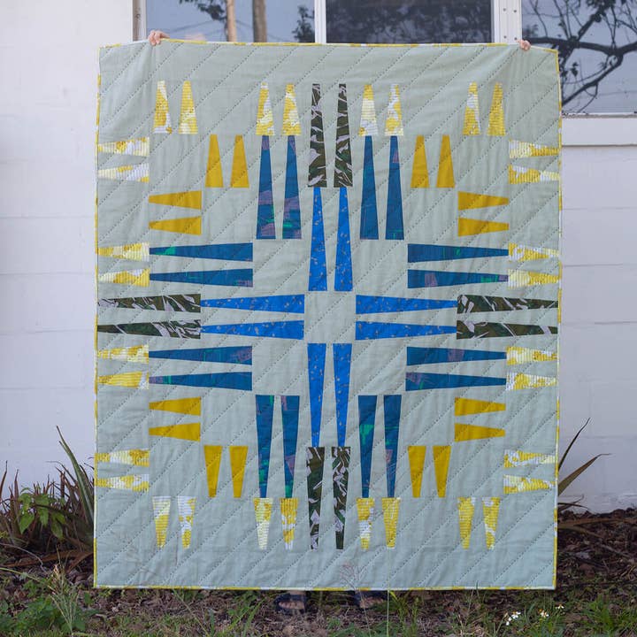 Carolyn Friedlander - Wholesale Quilt - Slash Quilt Pattern