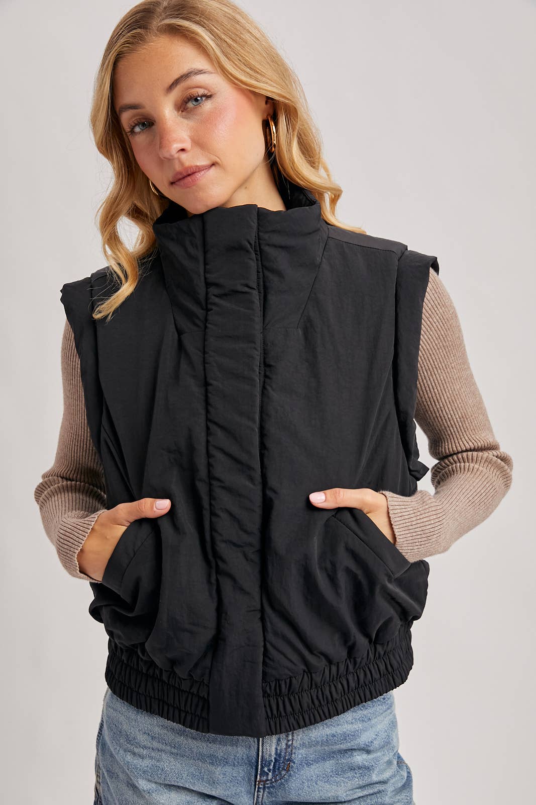 Bluivy - Wholesale Outerwear Vest - Women's - BOMBER STYLE PUFFER VEST WITH POCKETS20