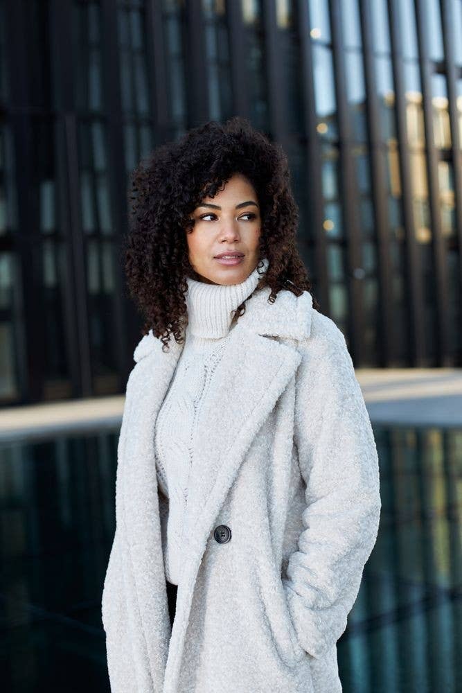 Ricano - Wholesale Fur/Faux Fur Coat - Women's - Alba women's faux fur coat1