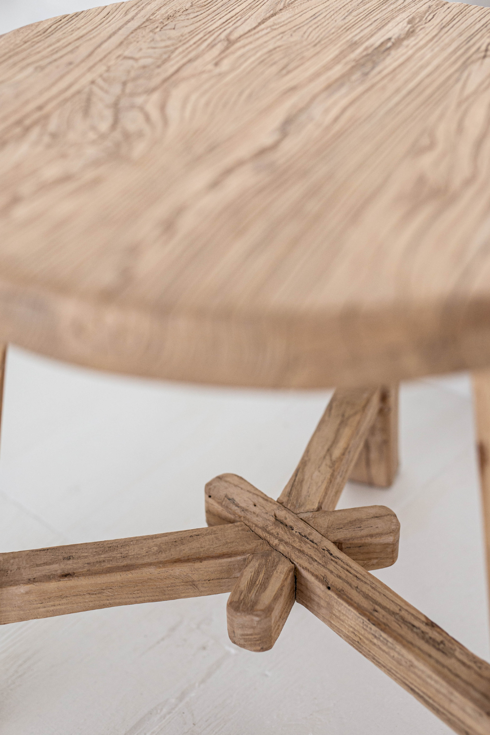 Luxe B Co - Wholesale Side Table - Round Reclaimed Elm Wood Coffee Side Table1