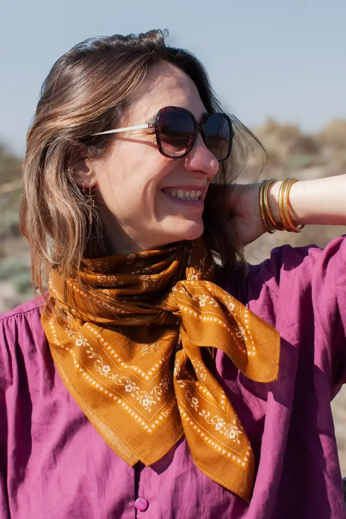 BOULBAR – wholesale Scarf – Women's – Large cotton scarf - Indian saffron flowers1