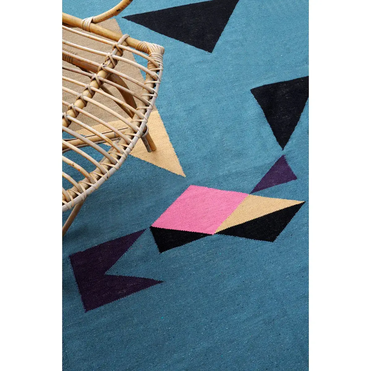 B A O B A B - Maison - Wholesale Area Rug - Kilim rug, hand-woven, fringe finish, 100% cotton1