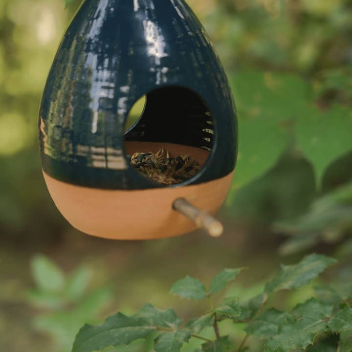 LUTOYA CREATIV - Wholesale Bird Feeder - Ceramic Bird feeder