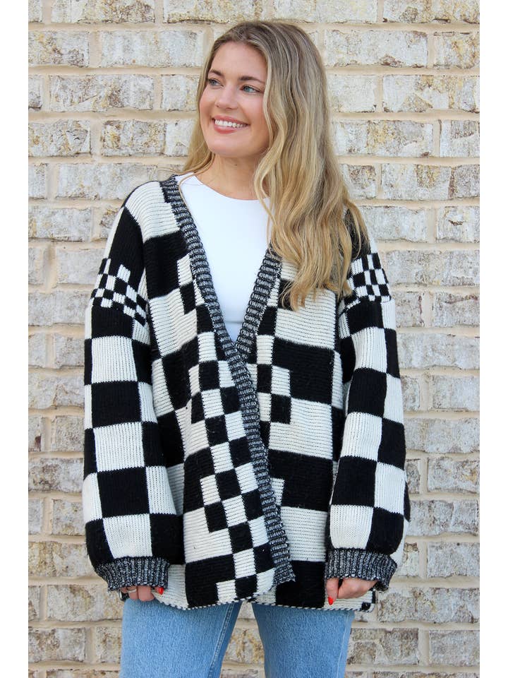 JNC RT (Jen & Co. Outlet) - Wholesale Cardigan - Women's - SW2389 Flora Oversized Checkered Cardigan/Sweater