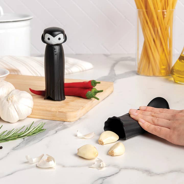 OTOTO - Wholesale Peeler - Drac N' Roll Garlic Clove Peeler