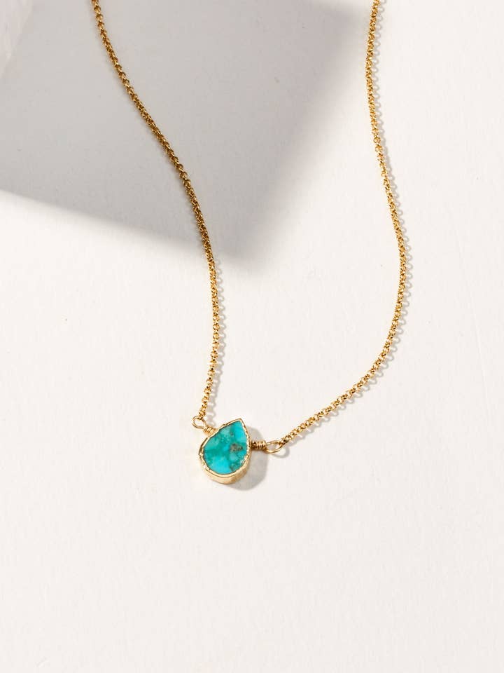 Collana in oro con pietre preziose delicate - Turchese per la vendita all'ingrosso da parte di Luna Norte