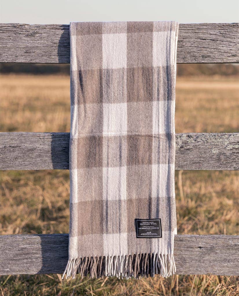 The Grampians Goods Co. - Vendita all'ingrosso Plaid - Coperta Heritage Tartan in lana riciclata2