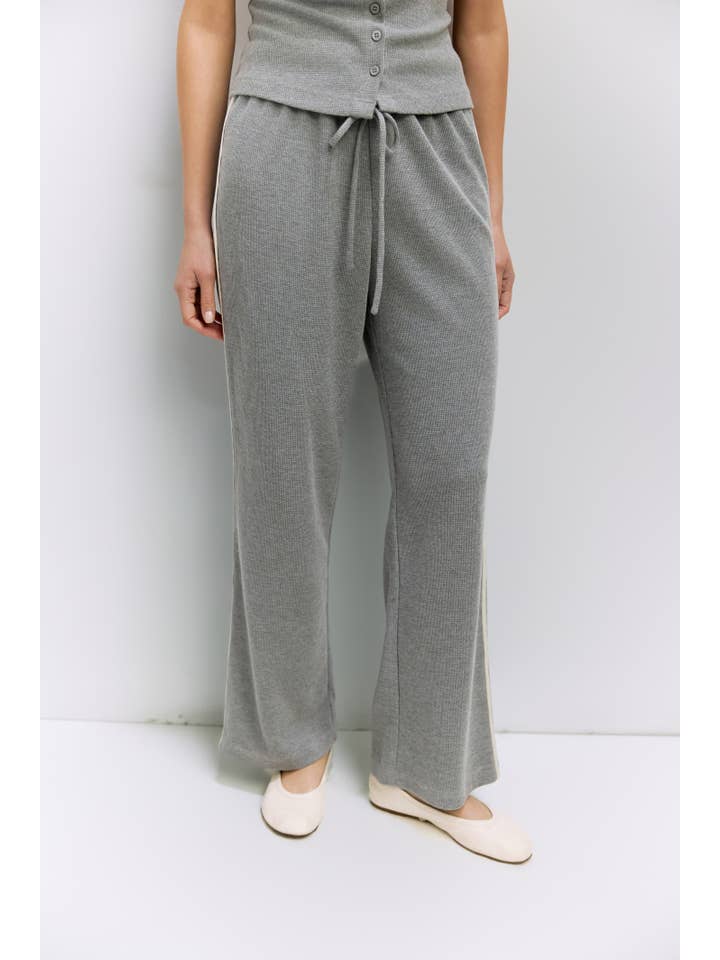 MOD REF - Wholesale Pants - Women's - The Enzo Pants | Women's Wide-Leg Thermal Sport Pants8