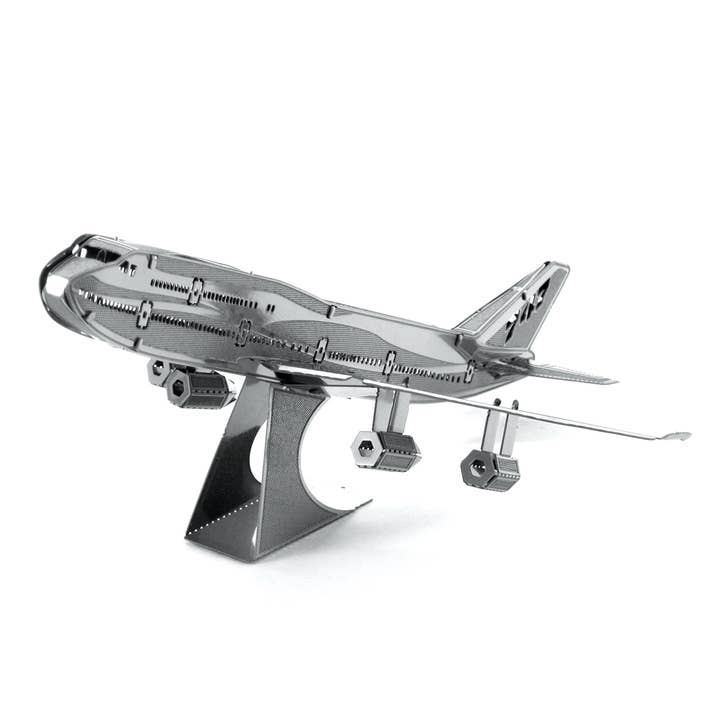 Metal Earth - Wholesale Decorative Figurine - 747 Boeing plane