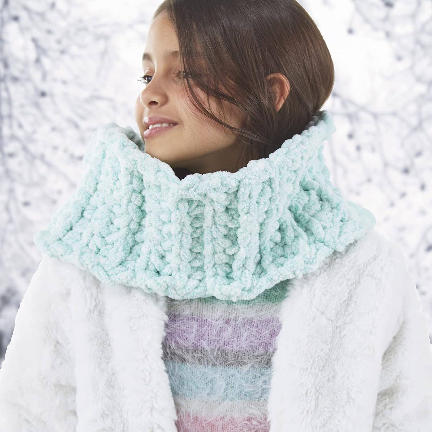 Crafted by Catherine - Wholesale Yarn - Chunky Heather Yarn | 7oz/200g | Super Bulky #6 | Pack of 44