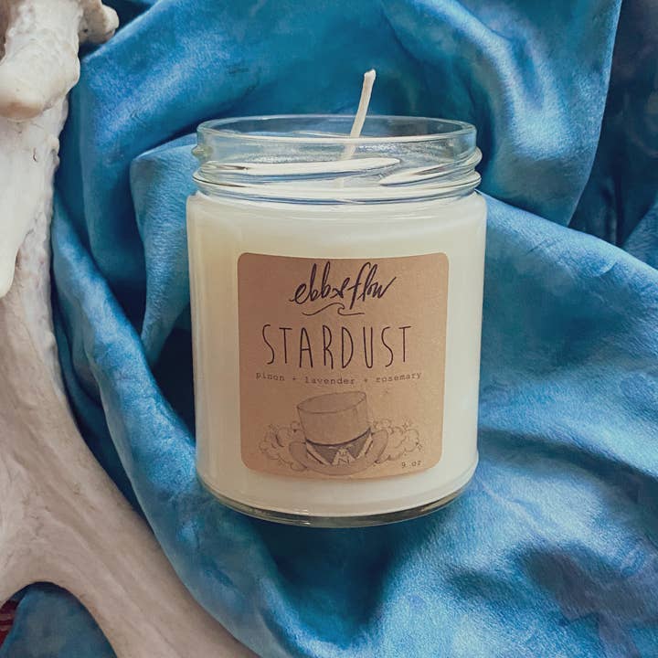 Ebb & Flow - Vente Bougie en bocal - Stardust - Bougie en cire de soja naturelle avec cyprès x lavande x romarin4