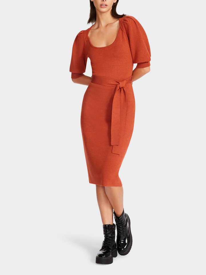 Sweaterjurk met powersleeve voor wholesale door Betsey Johnson