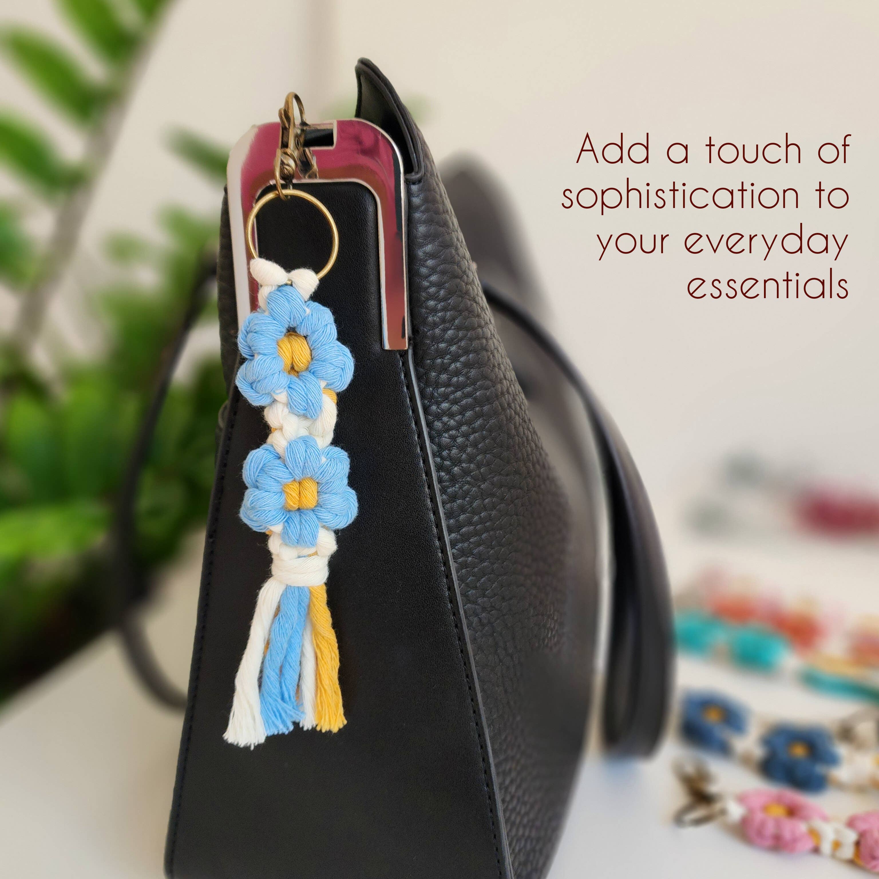 Handmade By Uruba - Wholesale Sleutelhanger - Dames - Macrame sleutelhangertje met madeliefjes, accessoires voor dames6